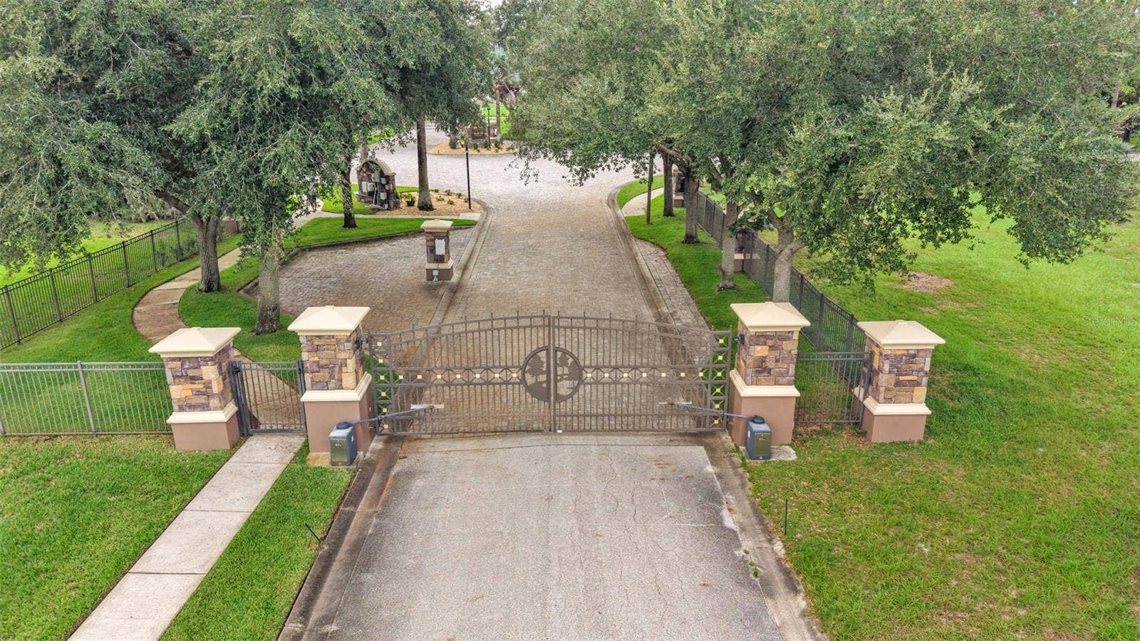 6426 HIGHLANDS OAK TRAIL, Lakeland, FL 33813 6426 HIGHLANDS OAK TRAIL, Lakeland, FL 33813