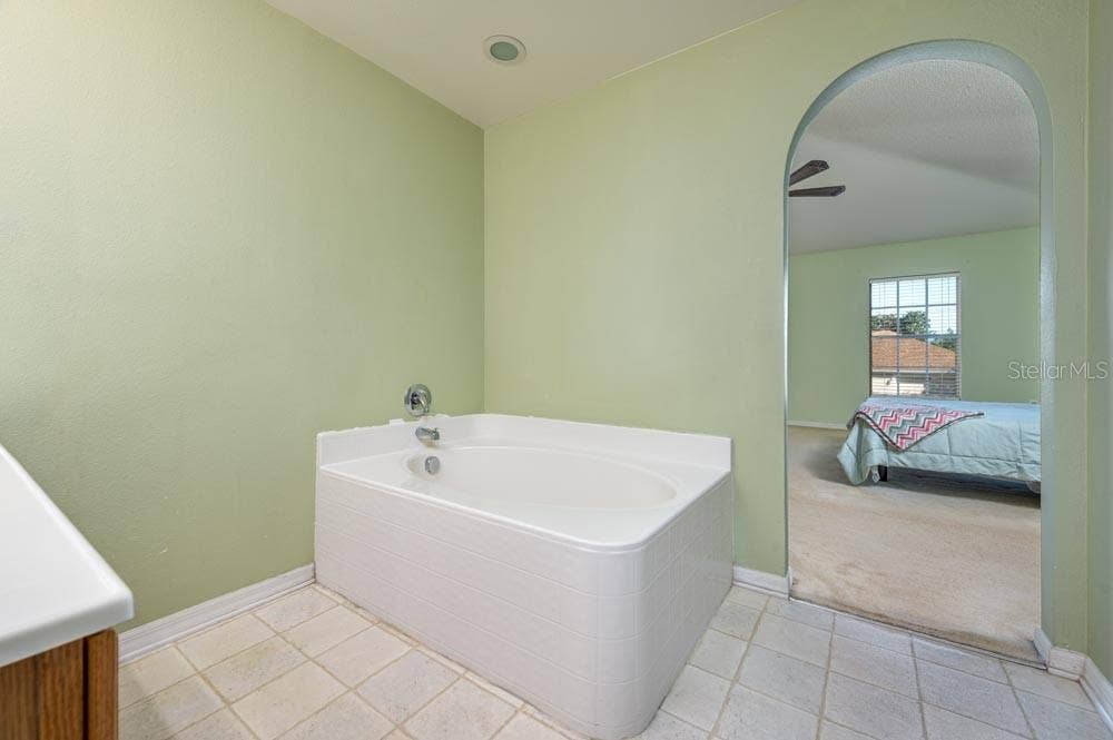 3643 WELLINGTON PL, Bartow, FL 33830 Primary Bathroom