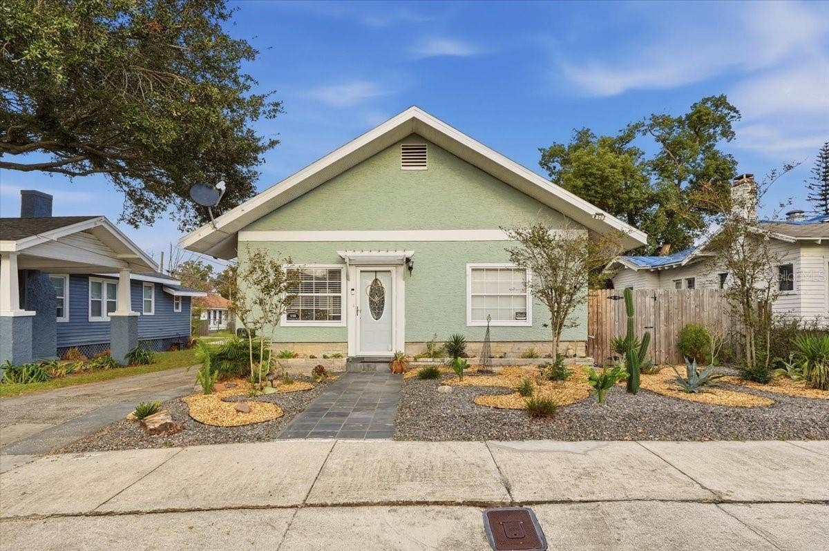 118 S WATERLOO AVENUE, #120, Lakeland, FL 33801