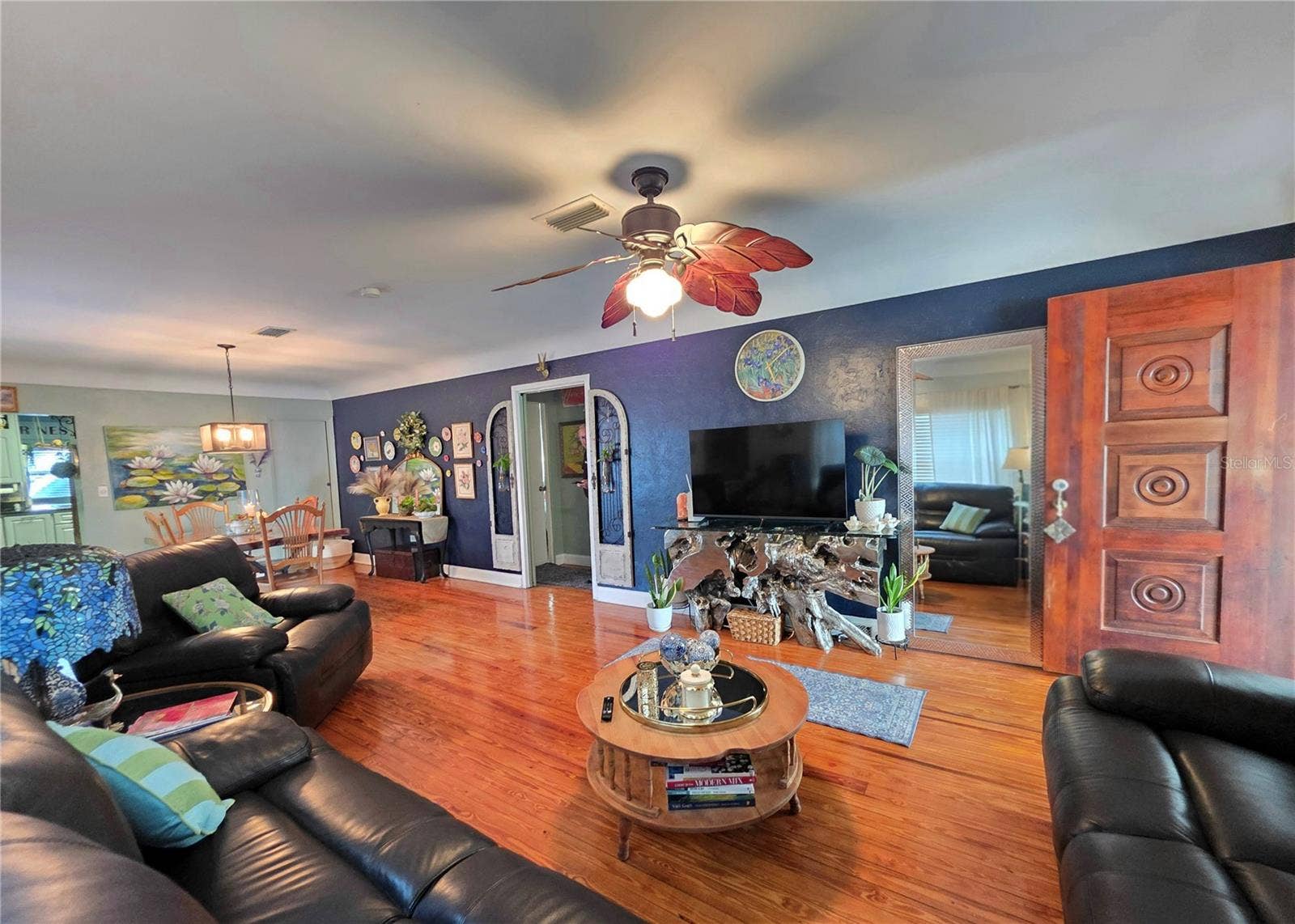 118 S WATERLOO AVENUE, Lakeland, FL 33801