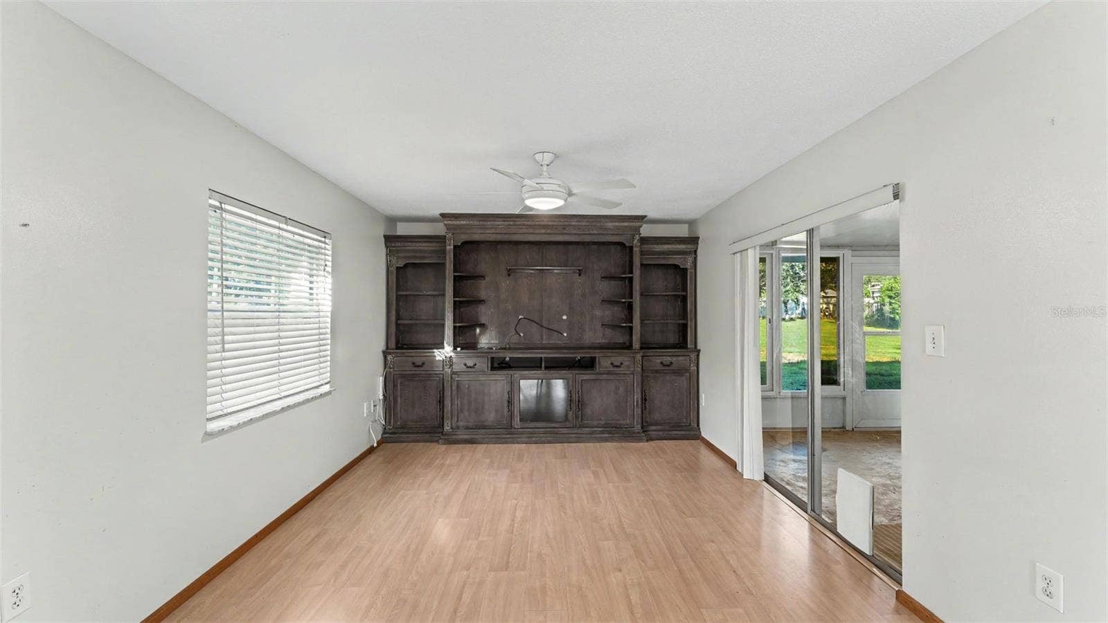 6739 FARRIS DRIVE, Lakeland, FL 33811 6739 FARRIS DRIVE, Lakeland, FL 33811
