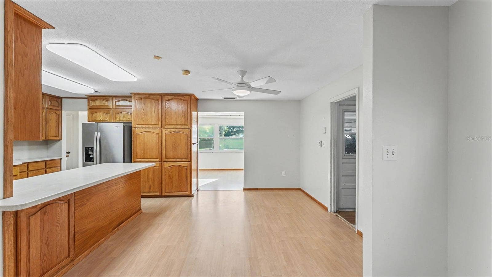 6739 FARRIS DRIVE, Lakeland, FL 33811 6739 FARRIS DRIVE, Lakeland, FL 33811
