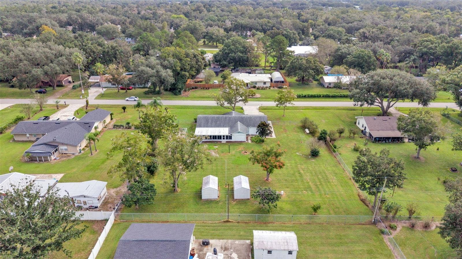 6739 FARRIS DRIVE, Lakeland, FL 33811 6739 FARRIS DRIVE, Lakeland, FL 33811