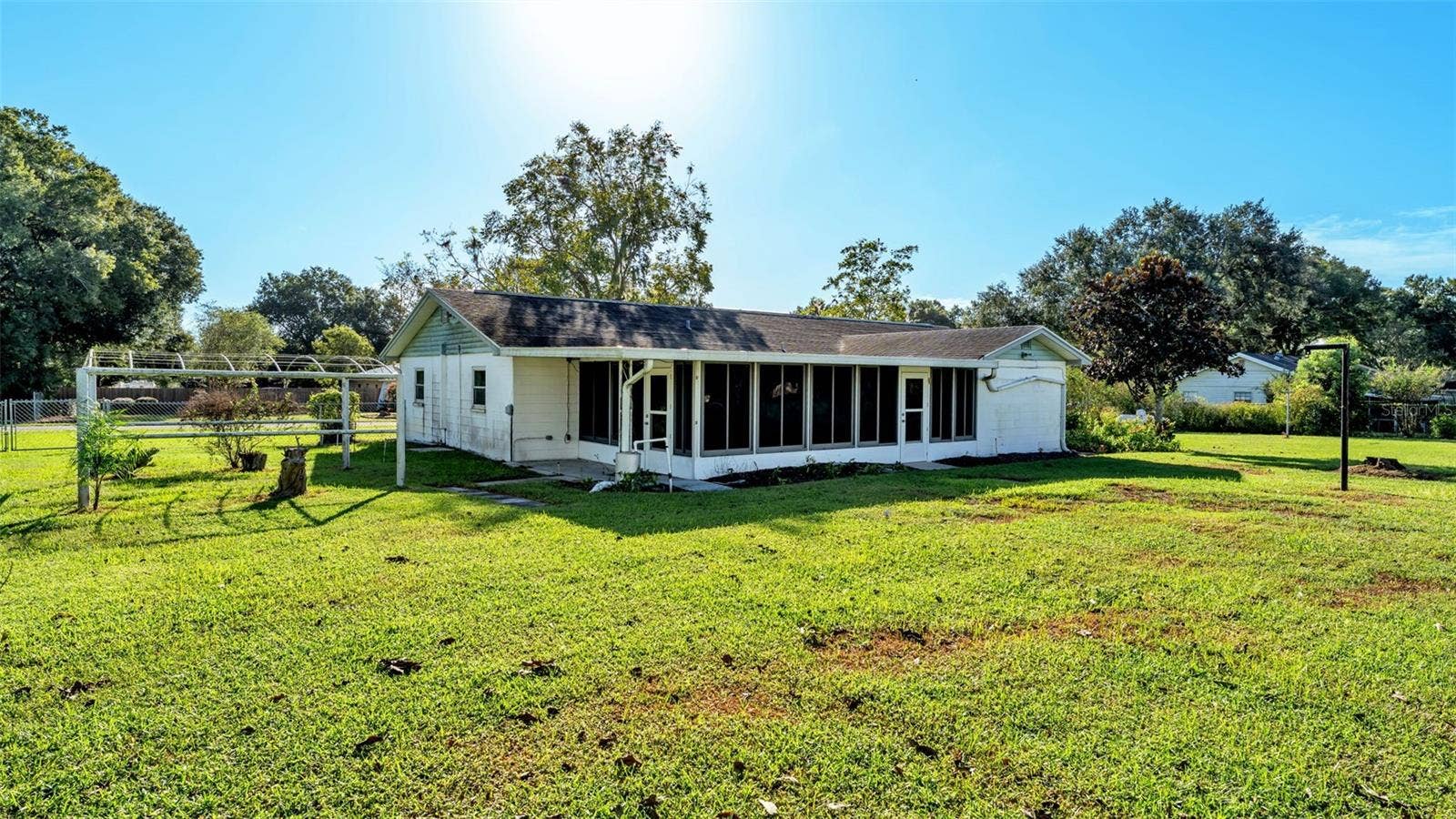 6739 FARRIS DRIVE, Lakeland, FL 33811 6739 FARRIS DRIVE, Lakeland, FL 33811
