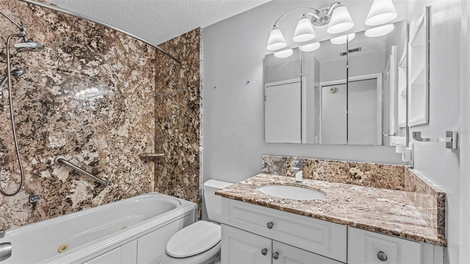 6739 FARRIS DRIVE, Lakeland, FL 33811 6739 FARRIS DRIVE, Lakeland, FL 33811