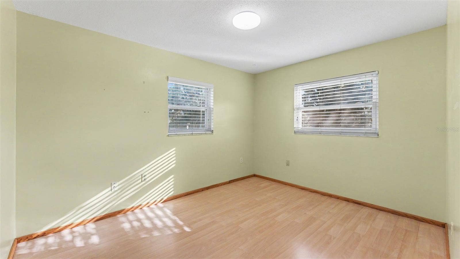 6739 FARRIS DRIVE, Lakeland, FL 33811 6739 FARRIS DRIVE, Lakeland, FL 33811