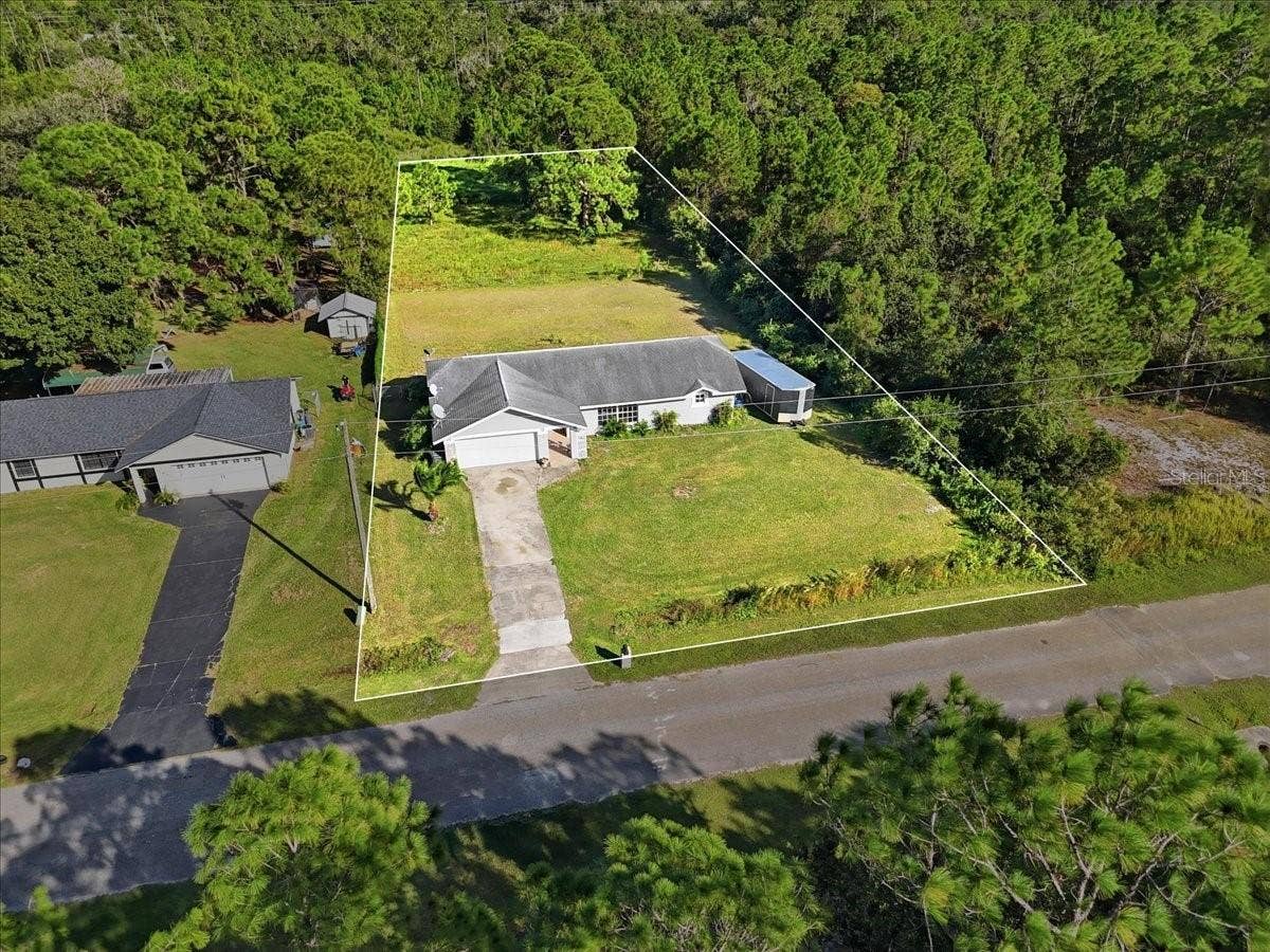 107 FLORIDA GRACKLE COURT, Frostproof, FL 33843 107 FLORIDA GRACKLE COURT, Frostproof, FL 33843