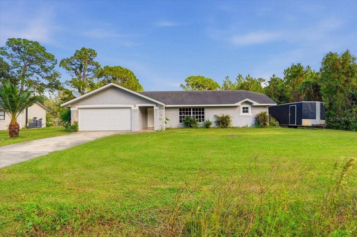 107 FLORIDA GRACKLE COURT, Frostproof, FL 33843 107 FLORIDA GRACKLE COURT, Frostproof, FL 33843