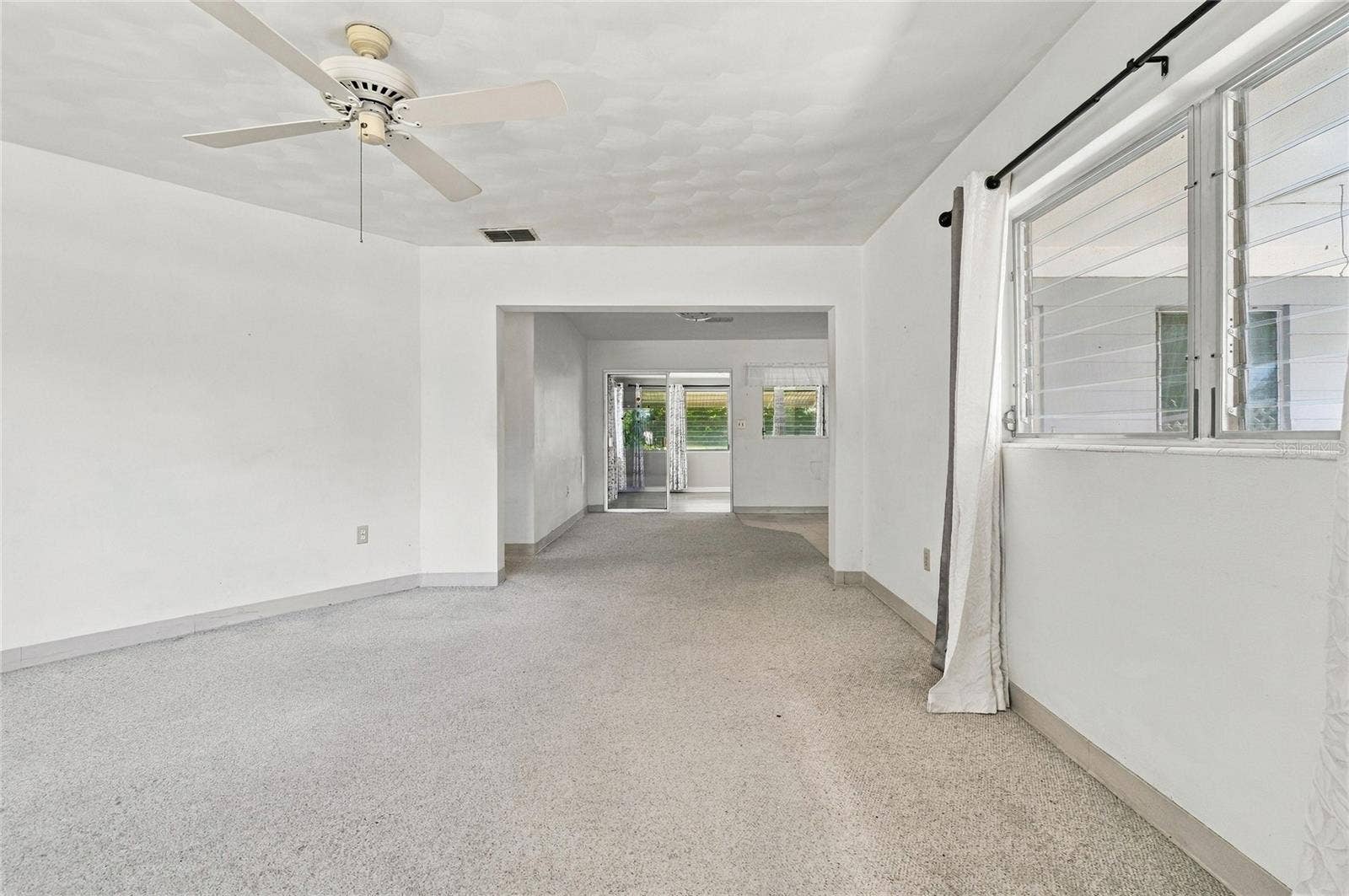 1810 4TH COURT SE, Winter Haven, FL 33880 1810 4TH COURT SE, Winter Haven, FL 33880