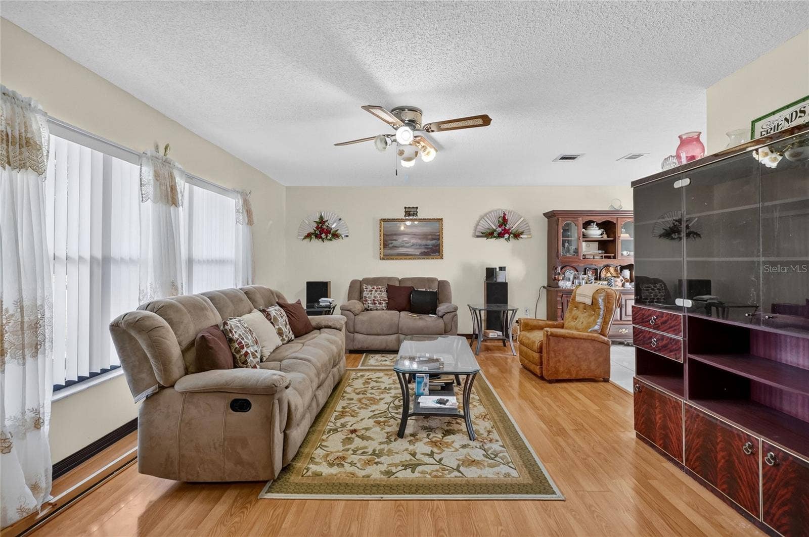 816 ALPINE COURT, Kissimmee, FL 34758 Living Room