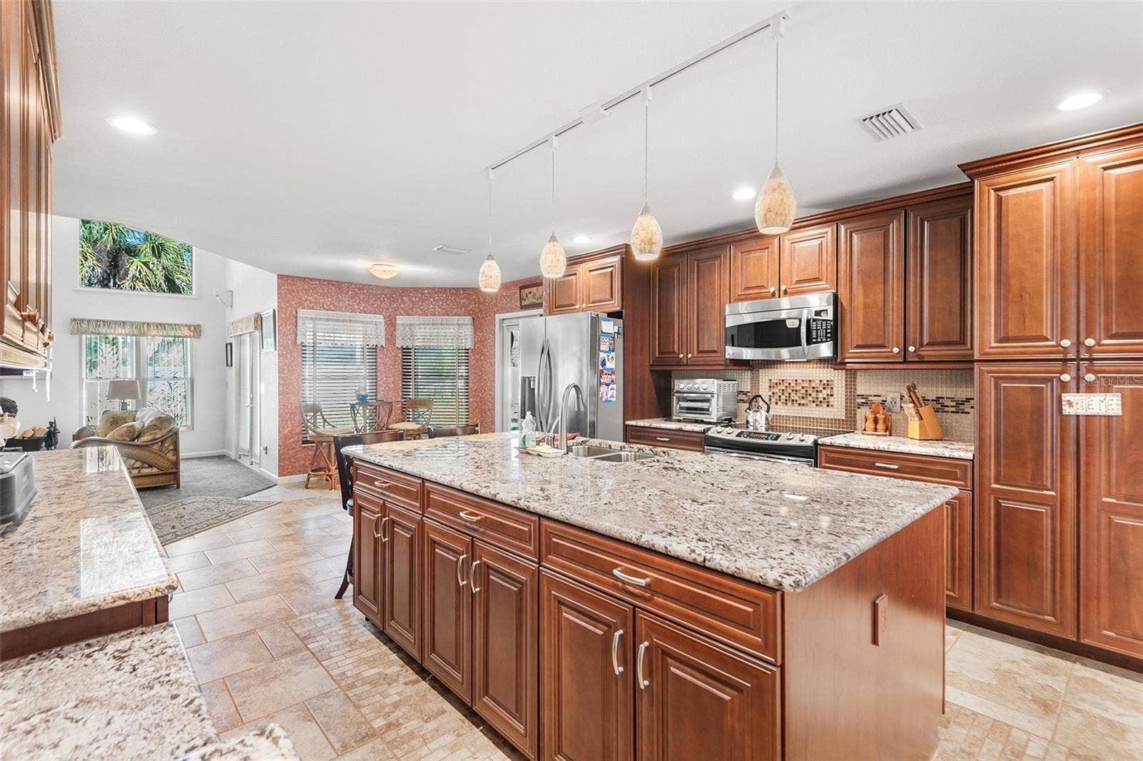 2991 PLANTATION ROAD, Winter Haven, FL 33884 Kitchen
