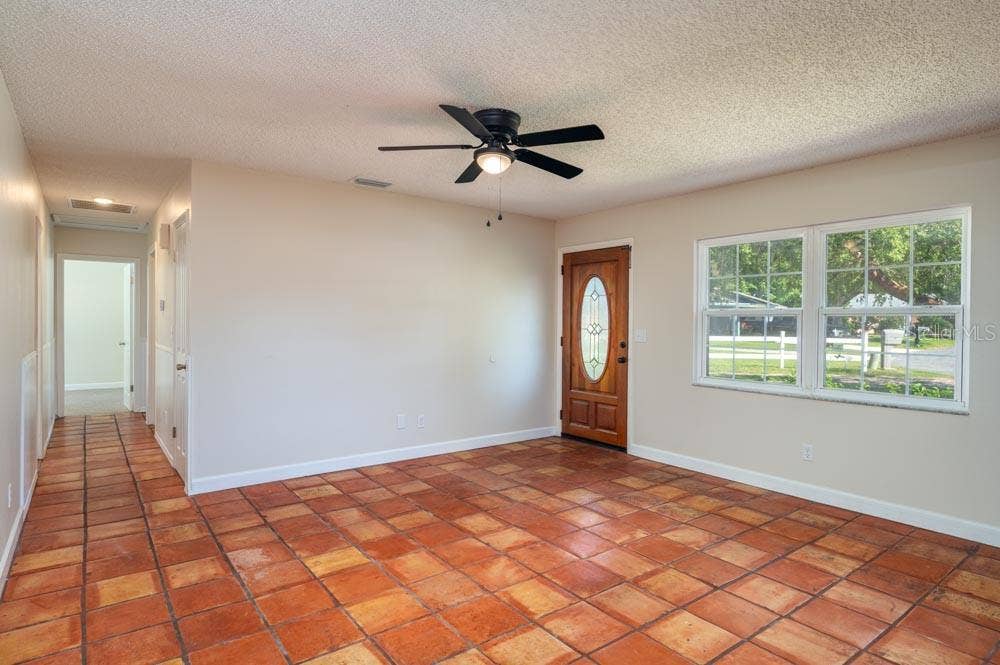 525 S TANGERINE COURT, Eagle Lake, FL 33839