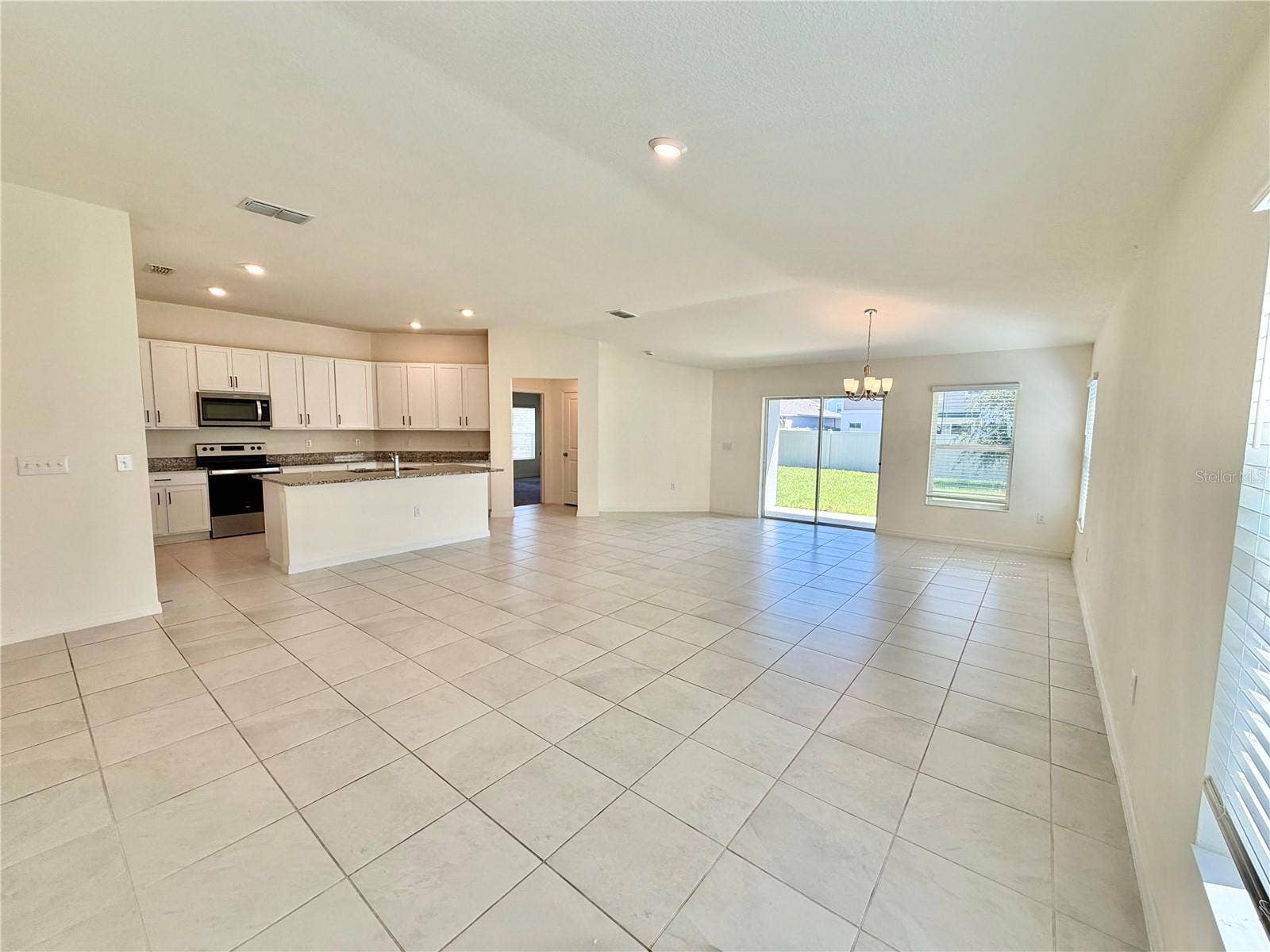 240 SUMMERLIN LOOP, Haines City, FL 33844 240 SUMMERLIN LOOP, Haines City, FL 33844