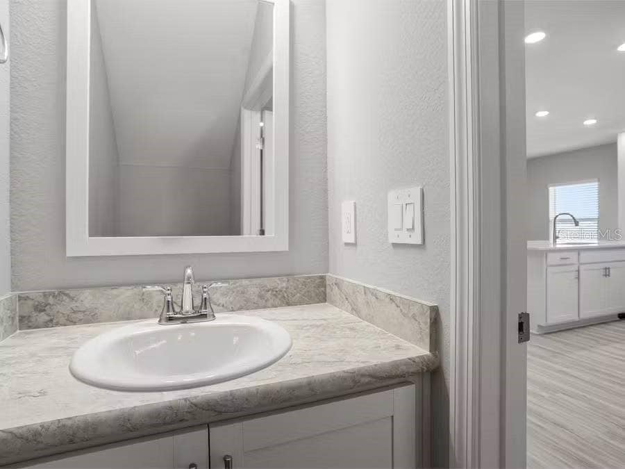 517 VITTORIO DRIVE, Winter Haven, FL 33884 517 VITTORIO DRIVE, Winter Haven, FL 33884