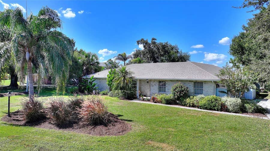 Property photo for 251 LAKE LINK, Winter Haven, FL