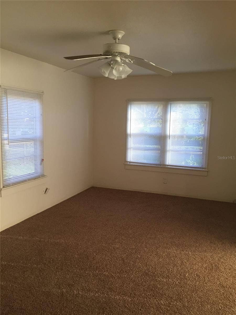 124 BASSEDENA CIRCLE S, Lakeland, FL 33805 124 BASSEDENA CIRCLE S, Lakeland, FL 33805