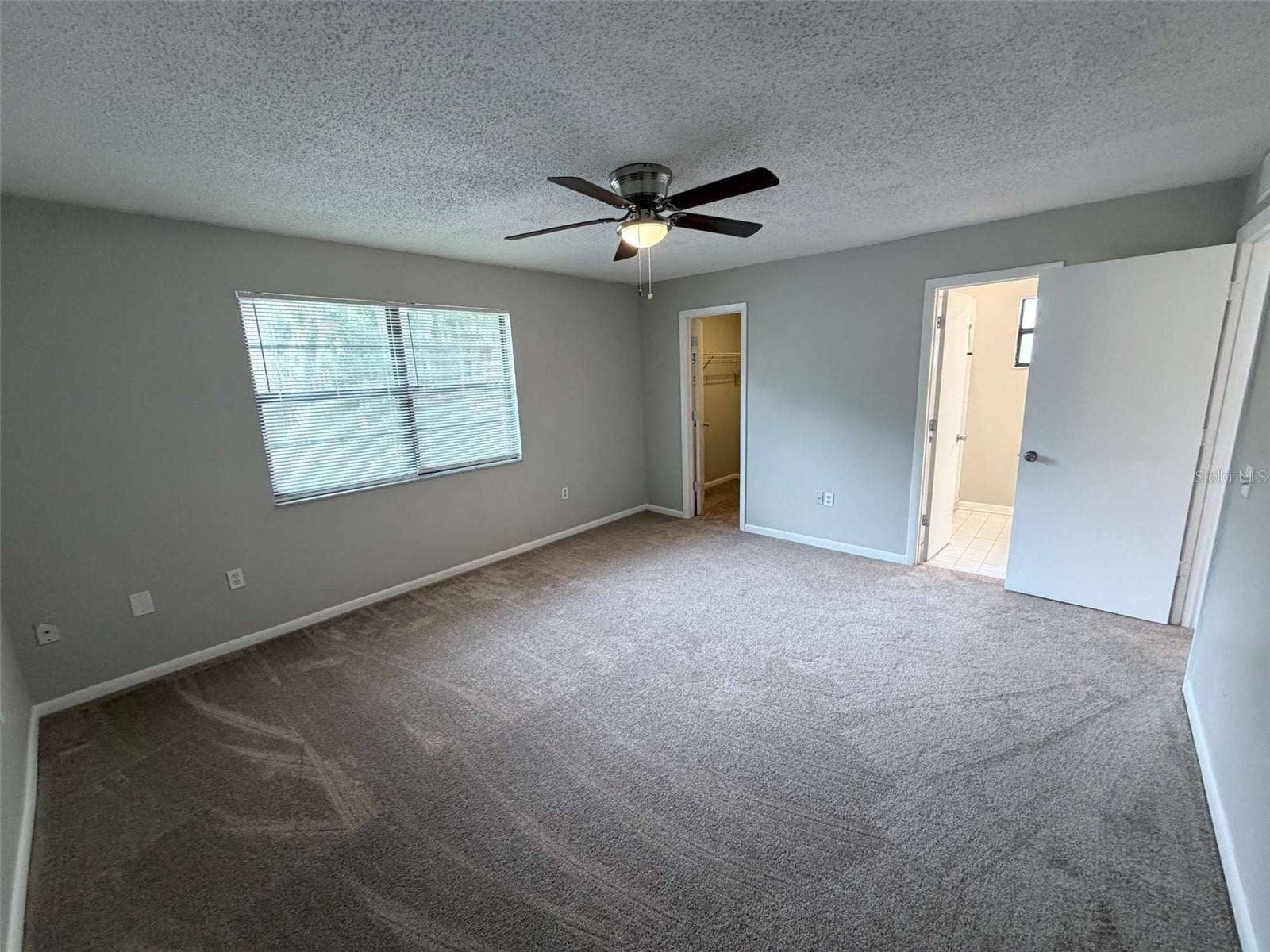 3584 RAINTREE CIRCLE, Lakeland, FL 33803 3584 RAINTREE CIRCLE, Lakeland, FL 33803