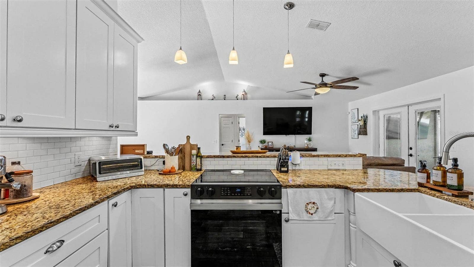 2314 EASTMEADOWS COURT, Lakeland, FL 33812 2314 EASTMEADOWS COURT, Lakeland, FL 33812