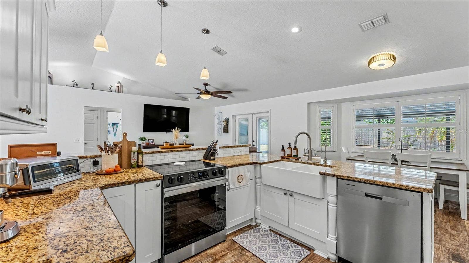 2314 EASTMEADOWS COURT, Lakeland, FL 33812 2314 EASTMEADOWS COURT, Lakeland, FL 33812