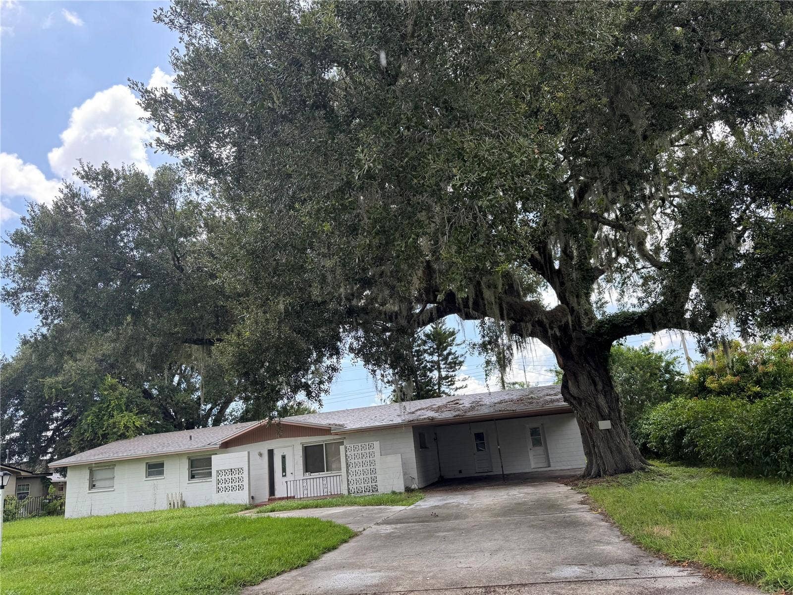 1320 PLEASANT PLACE, Lakeland, FL 33801 1320 PLEASANT PLACE, Lakeland, FL 33801