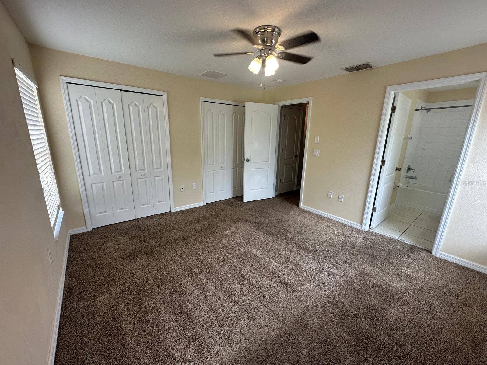 4182 WINDING VINE DRIVE, Lakeland, FL 33812 4182 WINDING VINE DRIVE, Lakeland, FL 33812