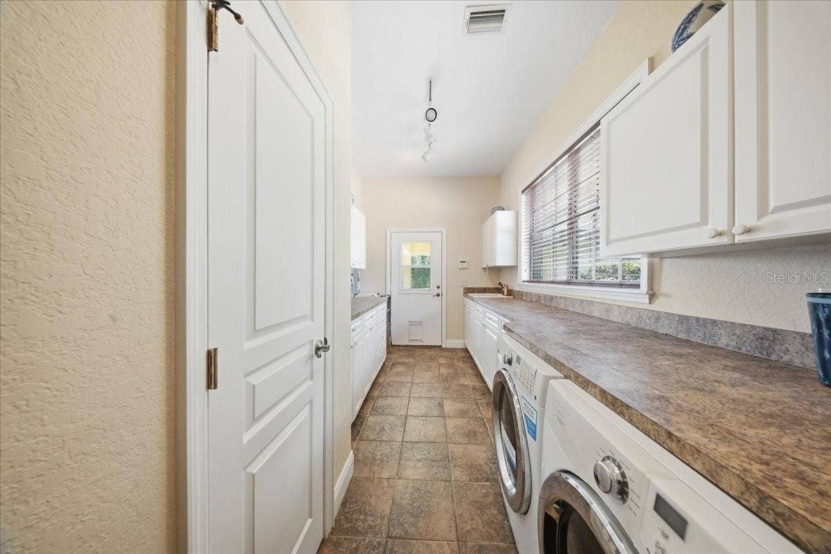 6815 CONLEY DRIVE, Polk City, FL 33868 6815 CONLEY DRIVE, Polk City, FL 33868