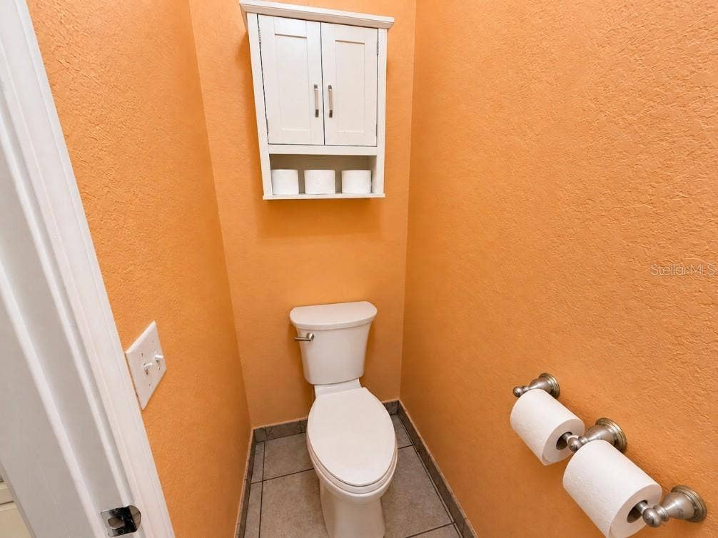 8166 WOODVINE CIRCLE, Lakeland, FL 33810 8166 WOODVINE CIRCLE, Lakeland, FL 33810