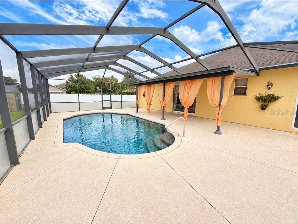 8166 WOODVINE CIRCLE, Lakeland, FL 33810 8166 WOODVINE CIRCLE, Lakeland, FL 33810