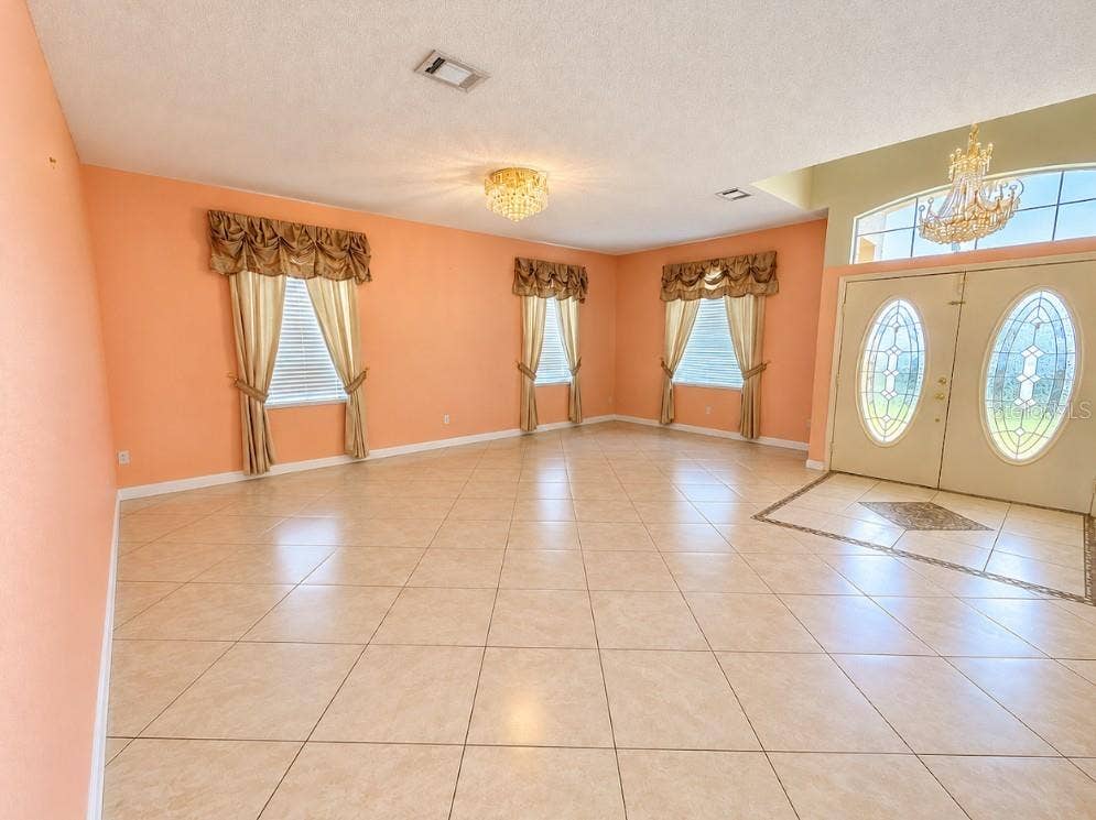 8166 WOODVINE CIRCLE, Lakeland, FL 33810 8166 WOODVINE CIRCLE, Lakeland, FL 33810