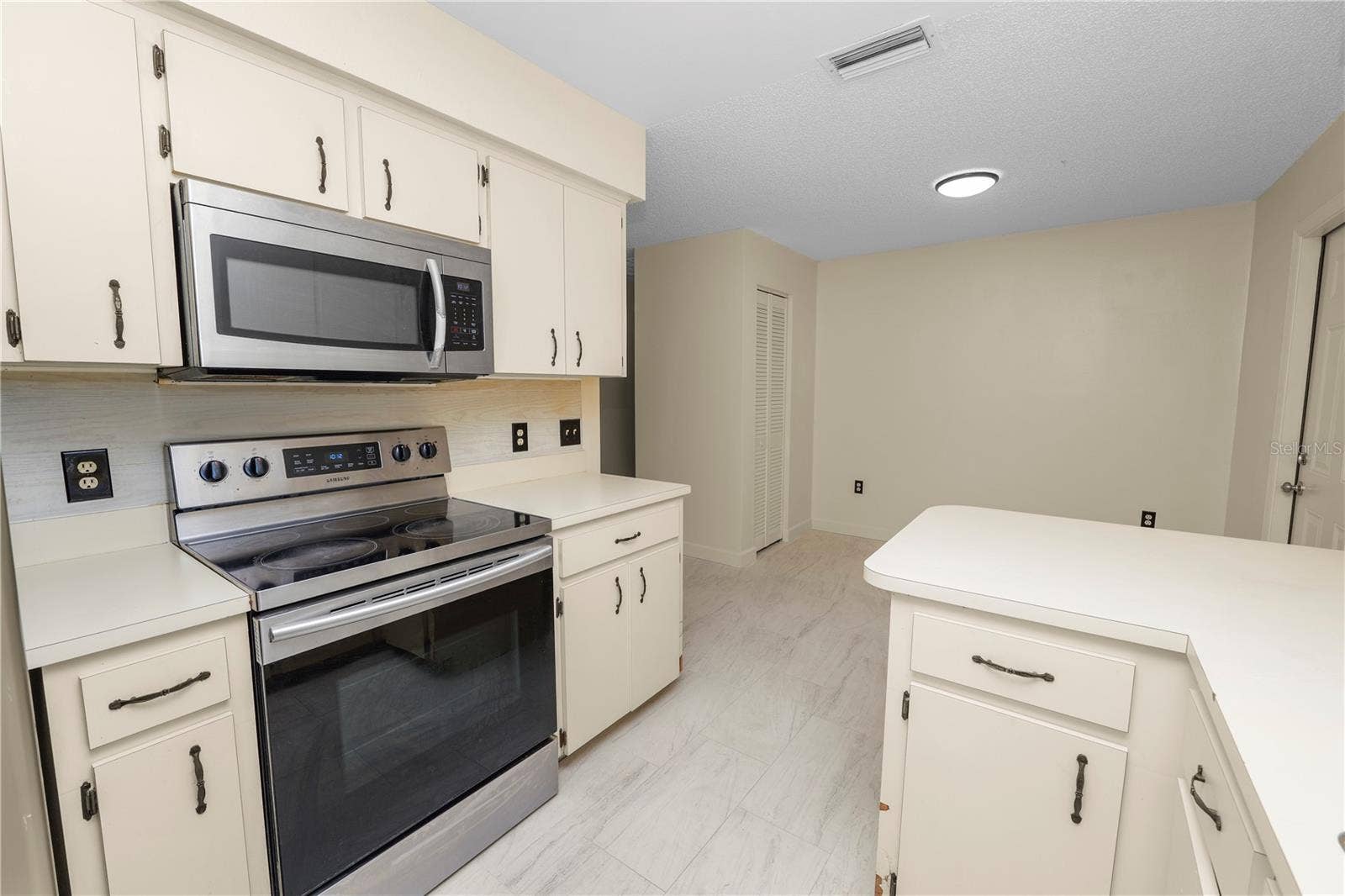 3621 WAYNE ROAD, Lakeland, FL 33810 3621 WAYNE ROAD, Lakeland, FL 33810