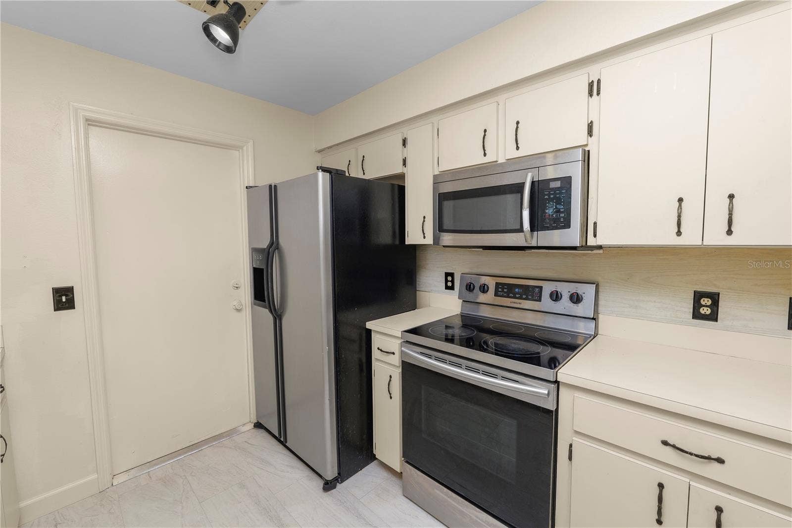 3621 WAYNE ROAD, Lakeland, FL 33810 3621 WAYNE ROAD, Lakeland, FL 33810