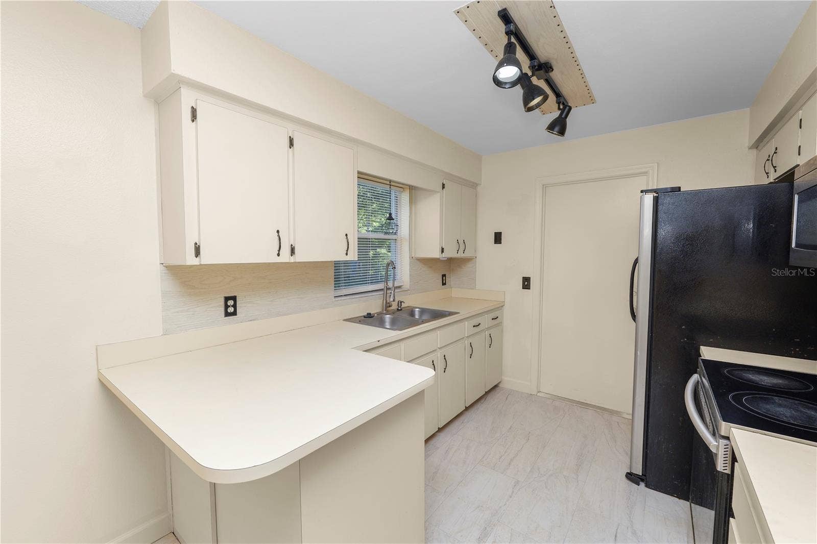 3621 WAYNE ROAD, Lakeland, FL 33810 3621 WAYNE ROAD, Lakeland, FL 33810