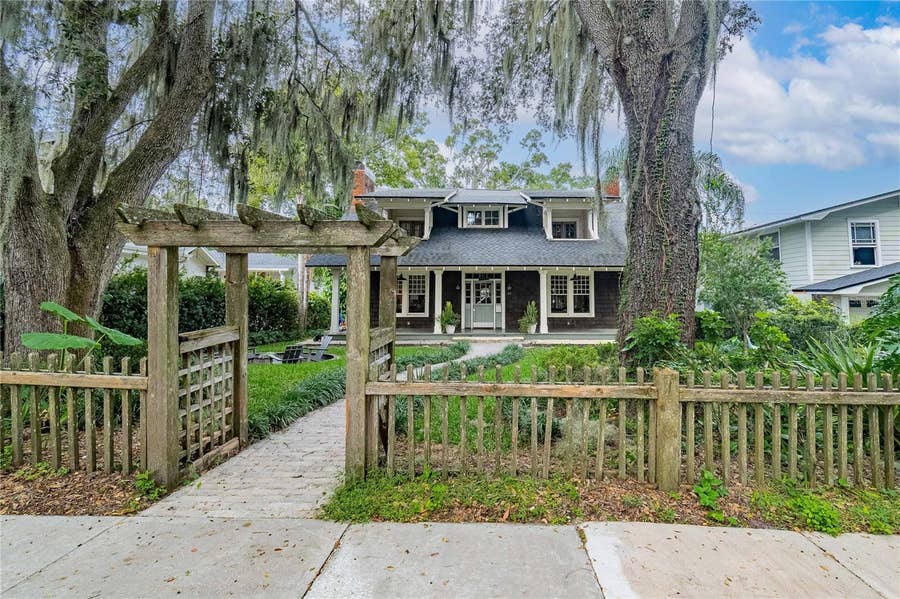 Property photo for 811 ORANGE PARK AVENUE, Lakeland, FL