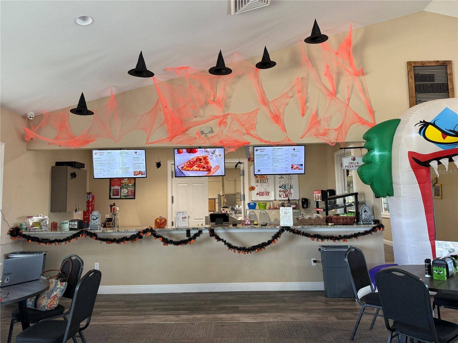 0 HIGHWAY 630 E, #13, Lake Wales, FL 33898 Clubhouse Food Order/Pickup