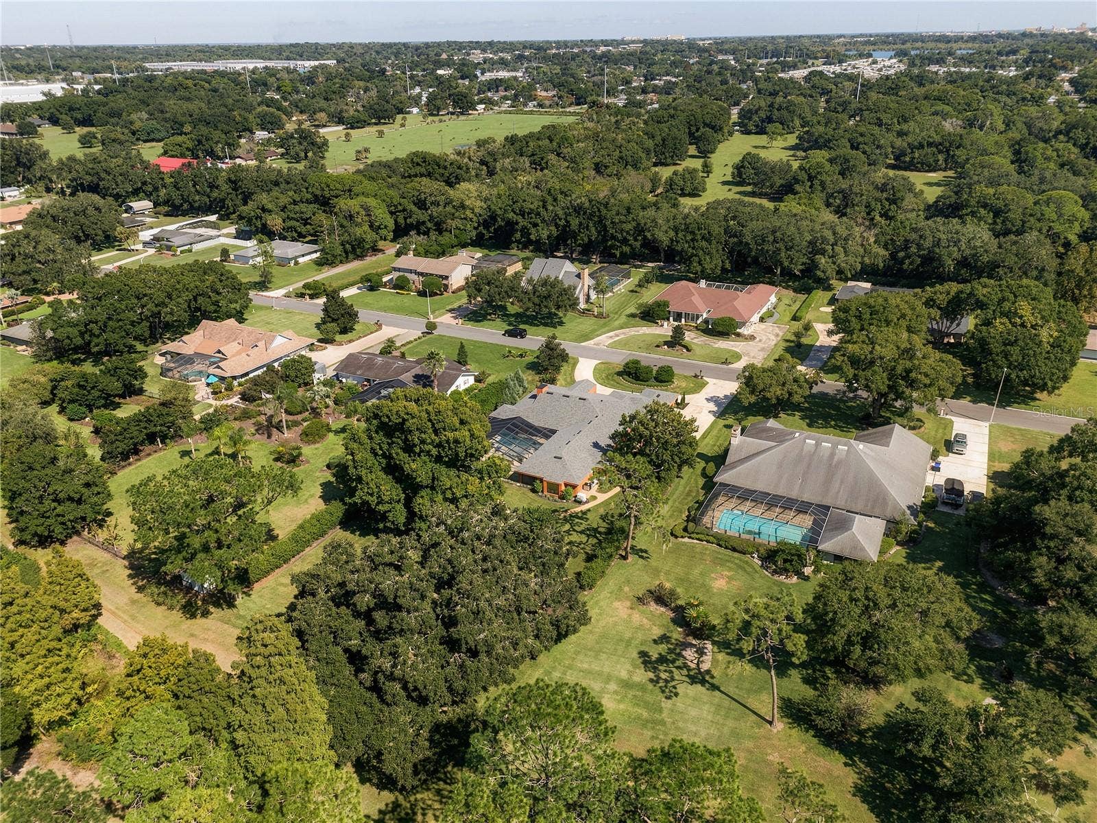 460 HOWARD AVENUE, Lakeland, FL 33815 460 HOWARD AVENUE, Lakeland, FL 33815