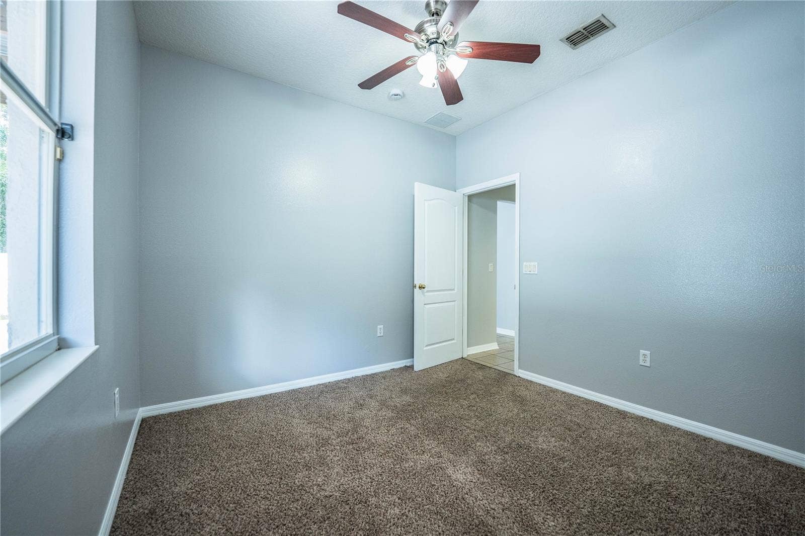 9975 SHADOW CREEK DRIVE, Orlando, FL 32832 9975 SHADOW CREEK DRIVE, Orlando, FL 32832
