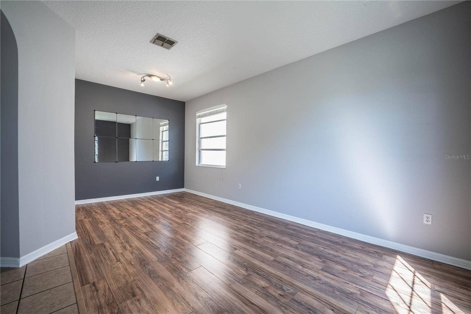9975 SHADOW CREEK DRIVE, Orlando, FL 32832 9975 SHADOW CREEK DRIVE, Orlando, FL 32832