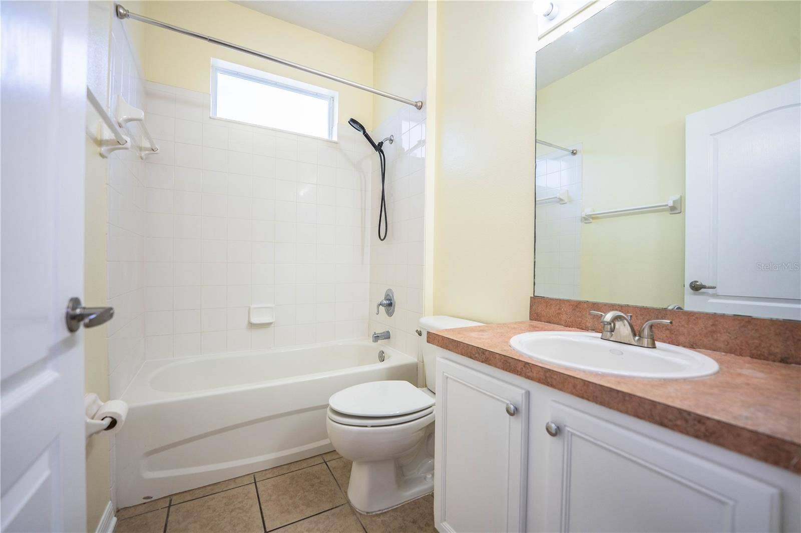 9975 SHADOW CREEK DRIVE, Orlando, FL 32832 9975 SHADOW CREEK DRIVE, Orlando, FL 32832