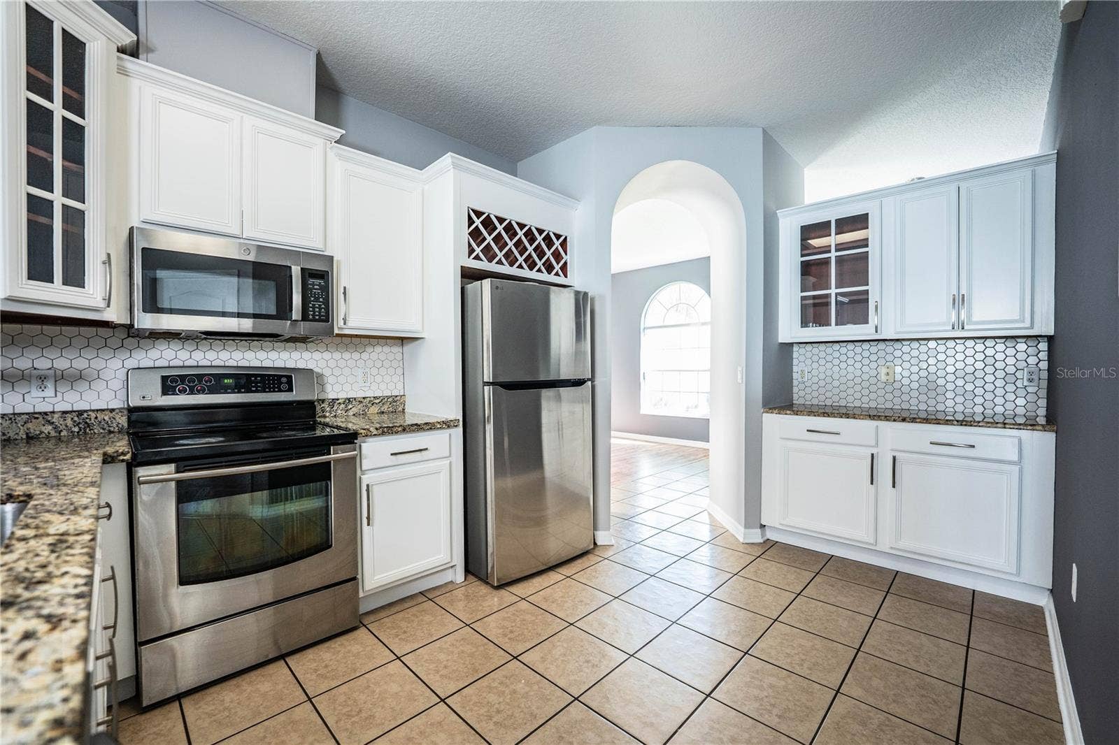 9975 SHADOW CREEK DRIVE, Orlando, FL 32832 9975 SHADOW CREEK DRIVE, Orlando, FL 32832
