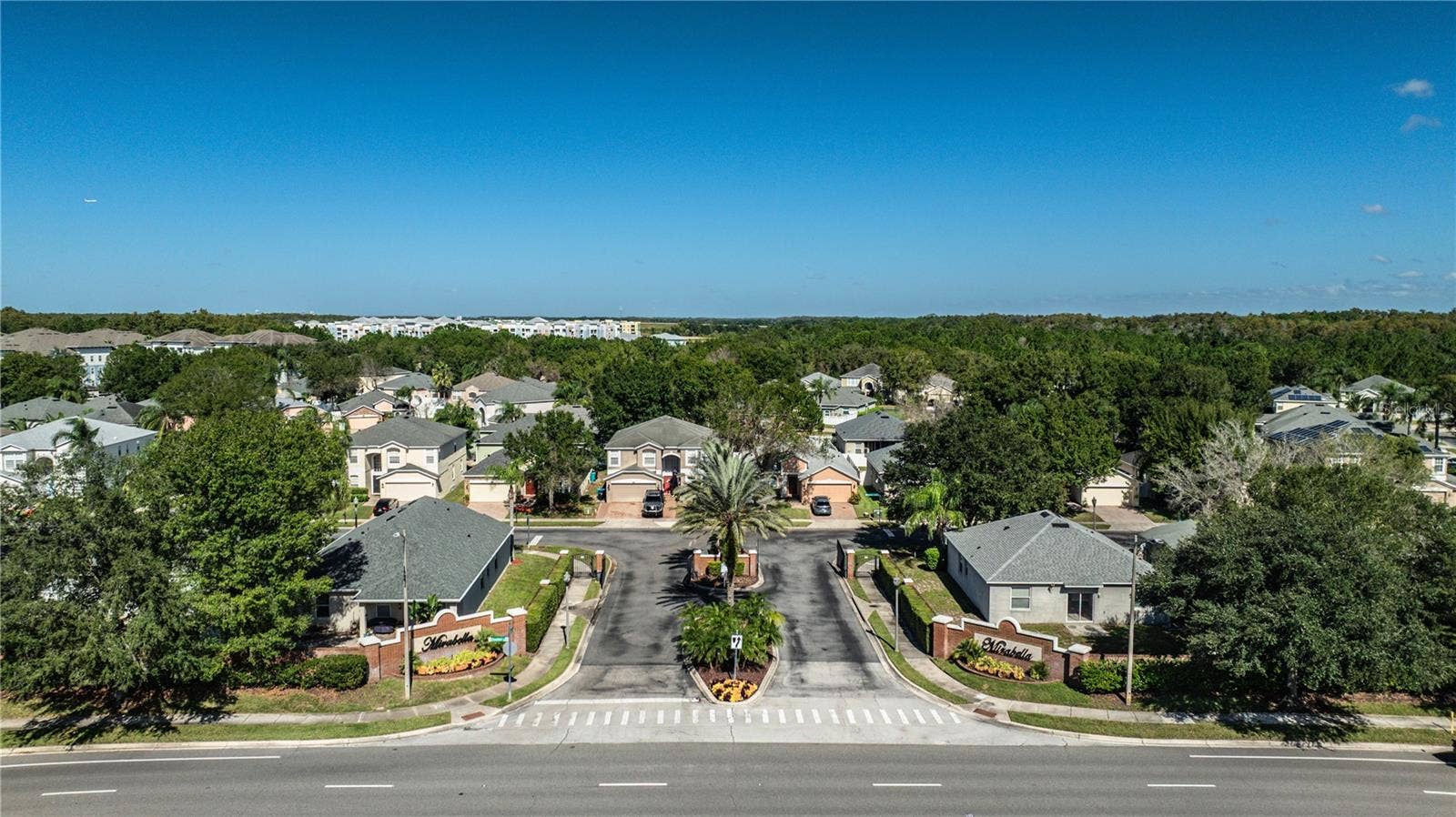 9975 SHADOW CREEK DRIVE, Orlando, FL 32832 9975 SHADOW CREEK DRIVE, Orlando, FL 32832