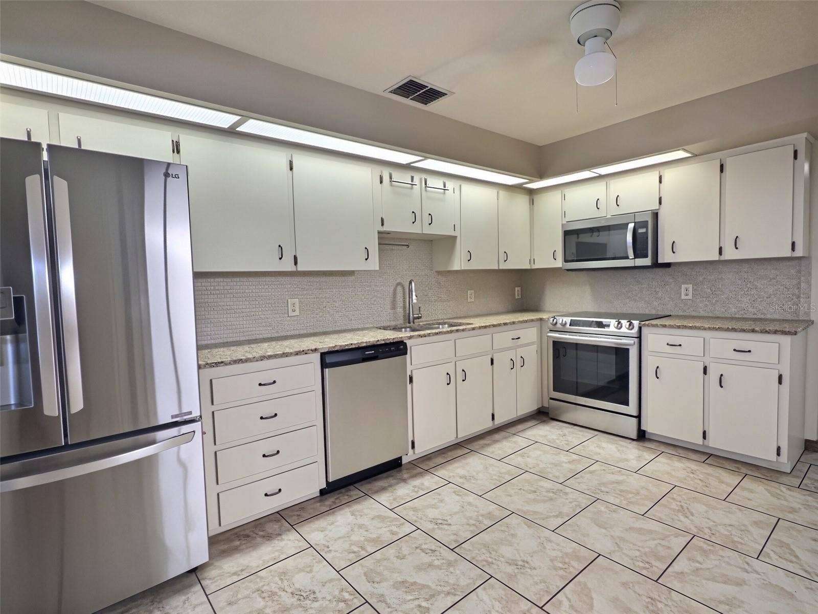 4446 GLENNS LANDING, Winter Haven, FL 33884 4446 GLENNS LANDING, Winter Haven, FL 33884