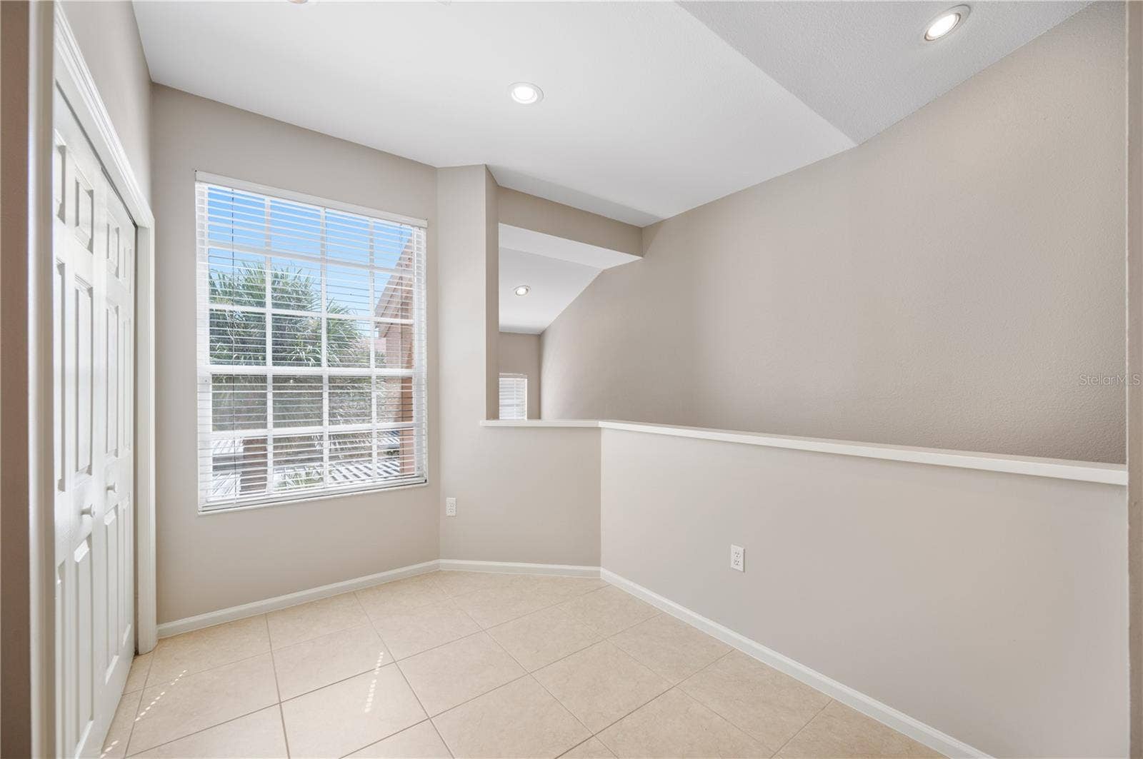 411 ENCLAVE PLACE, #411, Lakeland, FL 33803 411 ENCLAVE PLACE, #411, Lakeland, FL 33803