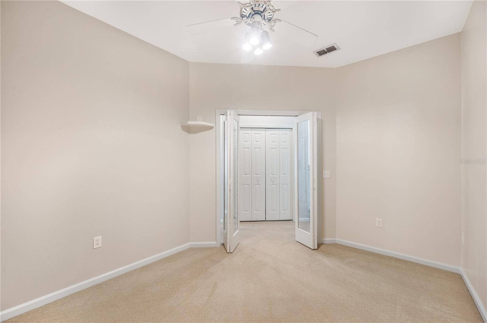 411 ENCLAVE PLACE, #411, Lakeland, FL 33803 411 ENCLAVE PLACE, #411, Lakeland, FL 33803