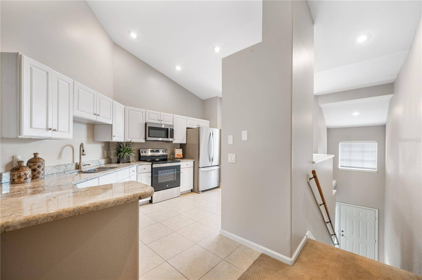 411 ENCLAVE PLACE, #411, Lakeland, FL 33803 411 ENCLAVE PLACE, #411, Lakeland, FL 33803