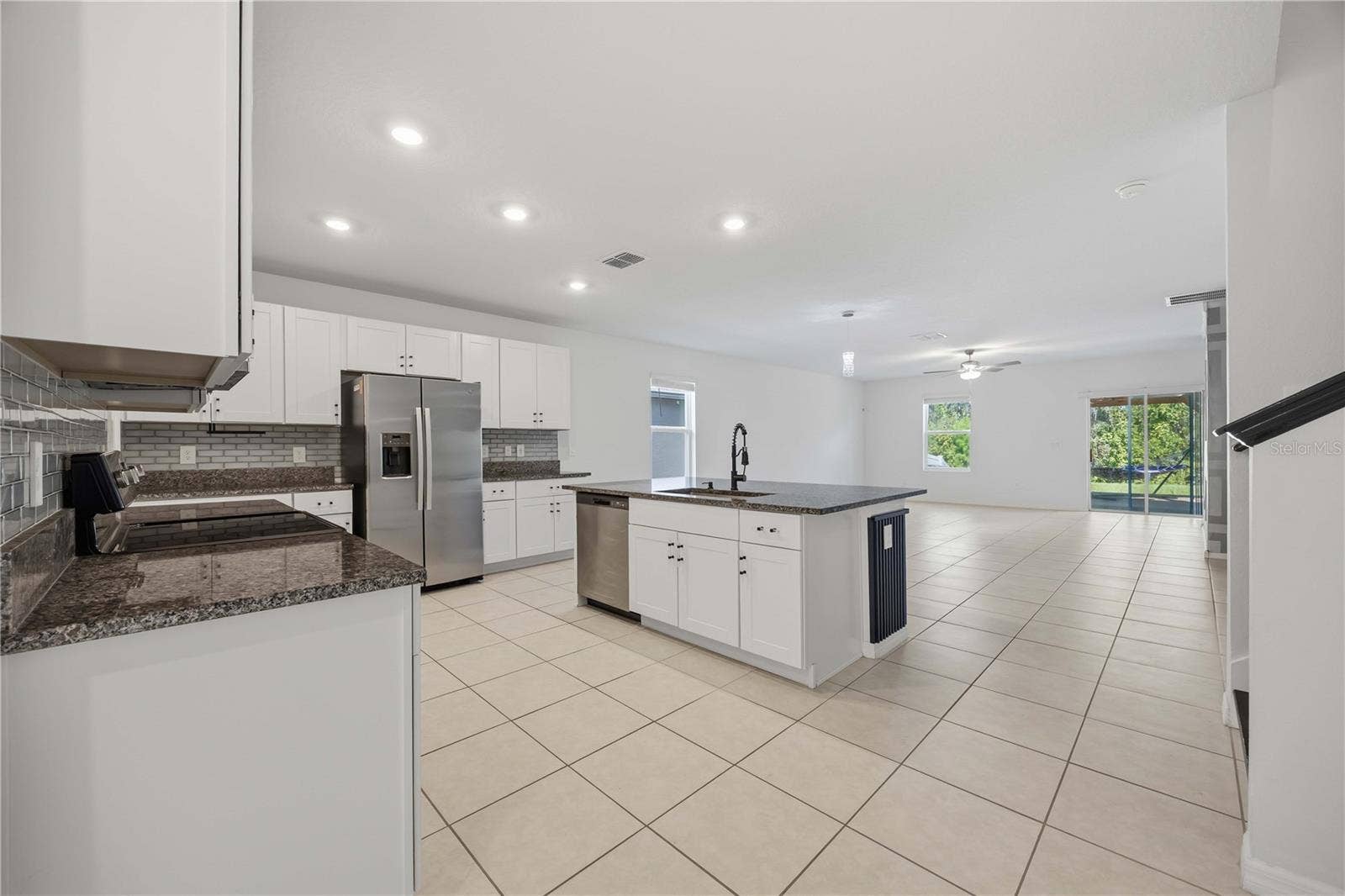 1814 RED LOOP, Lakeland, FL 33801 1814 RED LOOP, Lakeland, FL 33801