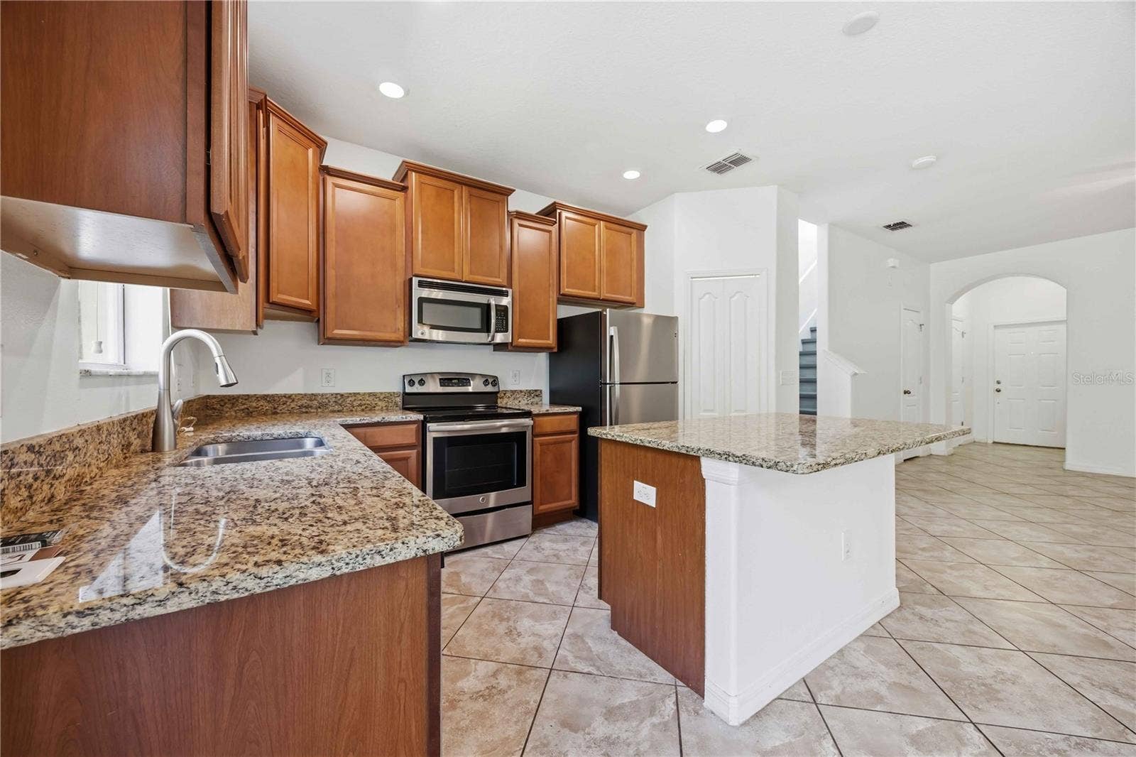 6451 SEDGEFORD DRIVE, Lakeland, FL 33811