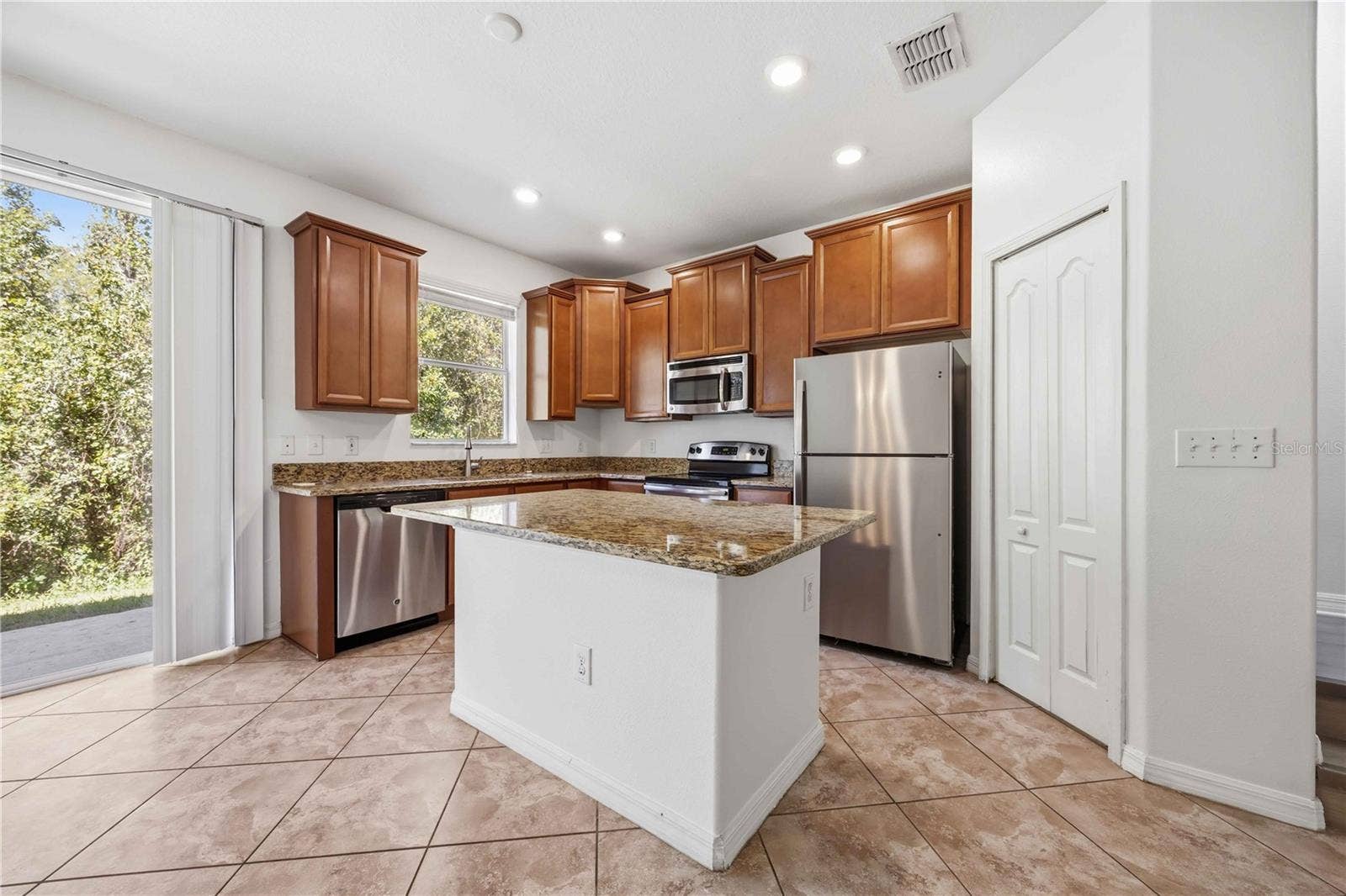 6451 SEDGEFORD DRIVE, Lakeland, FL 33811