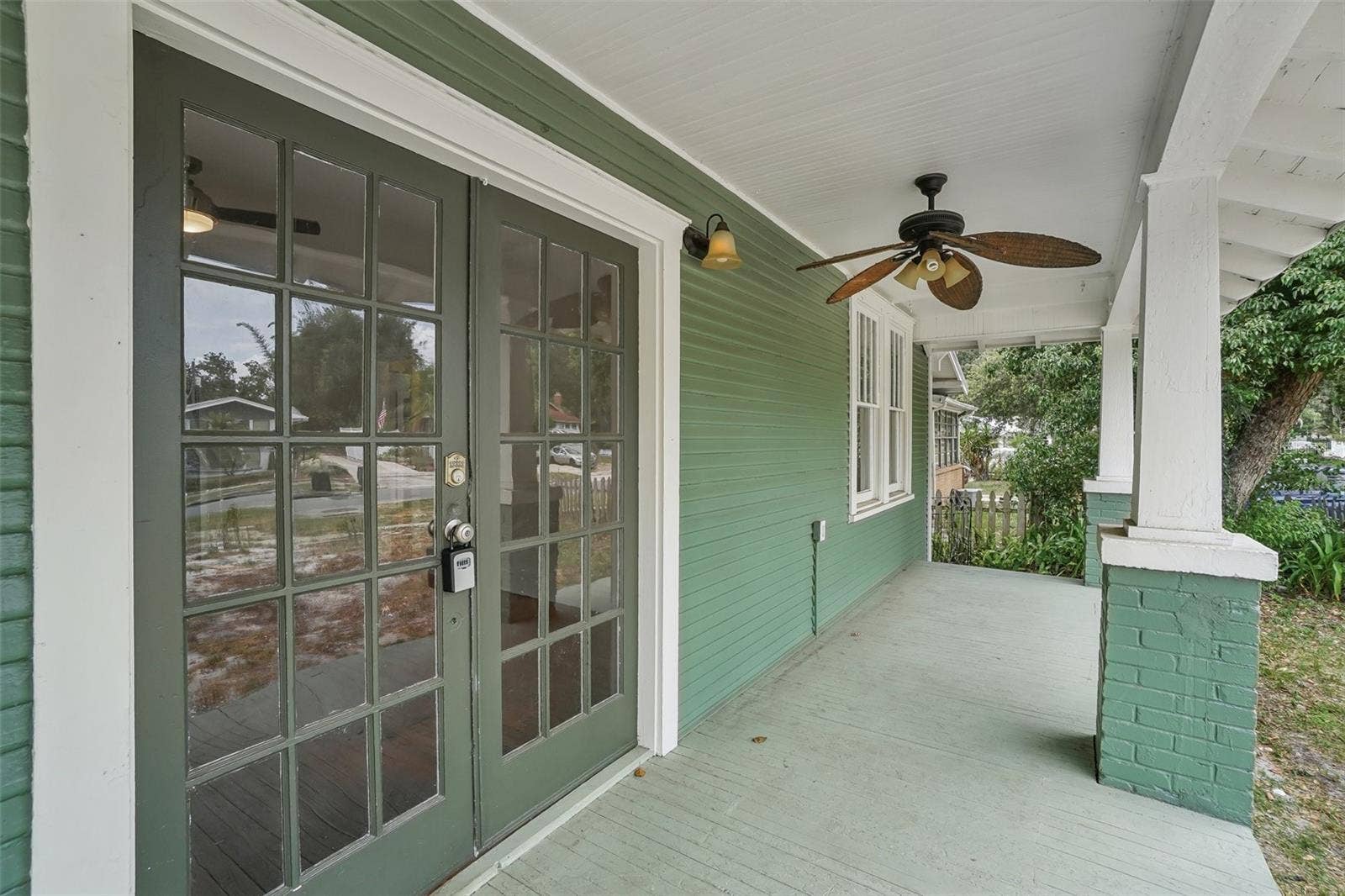 1533 E ELM ROAD, Lakeland, FL 33801 Front Door Porch View