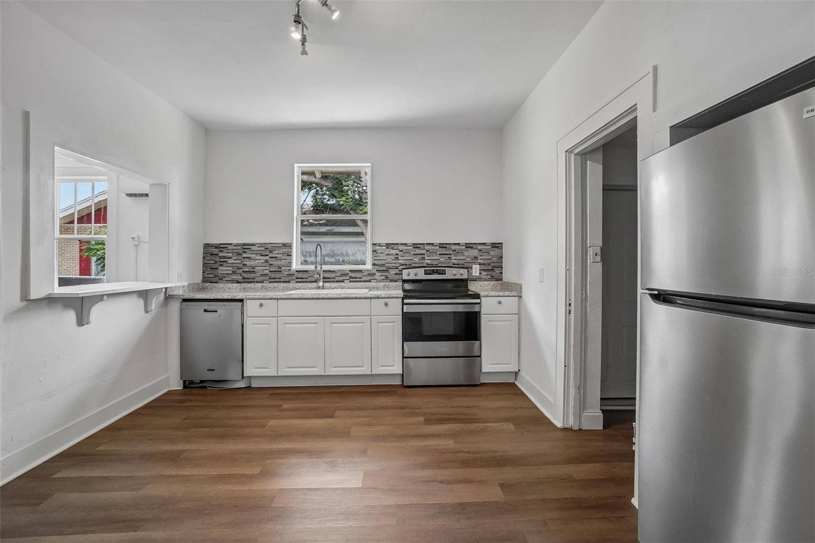 1533 E ELM ROAD, Lakeland, FL 33801 Kitchen - Main View