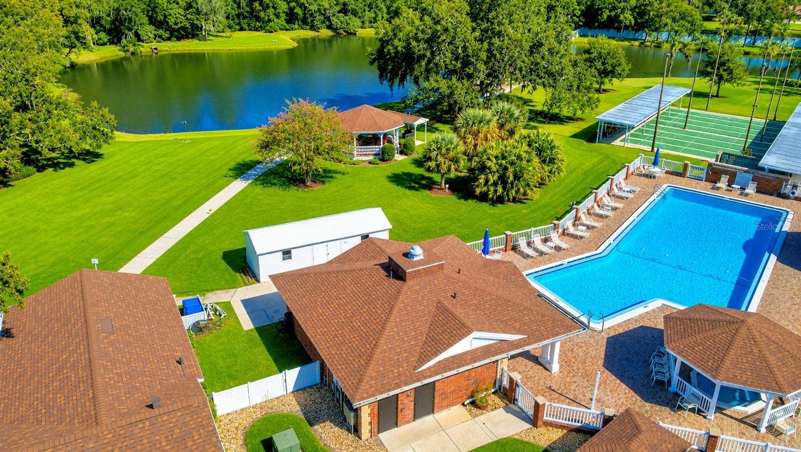 4930 COLONNADES CIRCLE E, Lakeland, FL 33811 4930 COLONNADES CIRCLE E, Lakeland, FL 33811